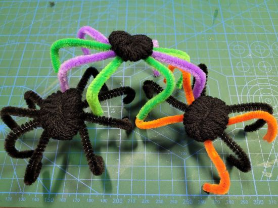 Picture of 3 PACK handmade scary halloween themed spiders